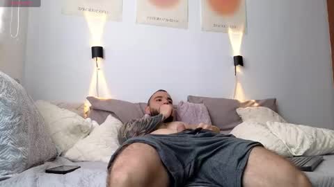 Snapshot of isaac_carter chatting on 03.12.25 Isaac carter online show from 03.12.25