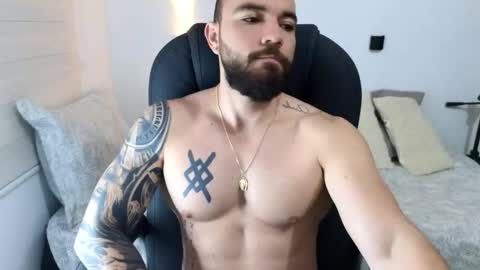 Snapshot of isaac_carter chatting on 09.13.25 Isaac carter online show from 09.13.25