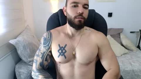 Snapshot of isaac_carter chatting on 09.14.25 Isaac carter online show from 09.14.25