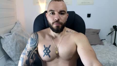 Snapshot of isaac_carter chatting on 09.20.25 Isaac carter online show from 09.20.25