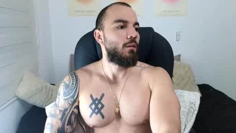 Snapshot of isaac_carter chatting on 11.06.25 Isaac carter online show from 11.06.25