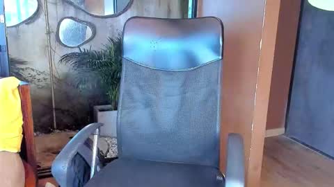 Snapshot of isaac_grimm chatting on 01.17.26 isaac_grimm online show from 01.17.26