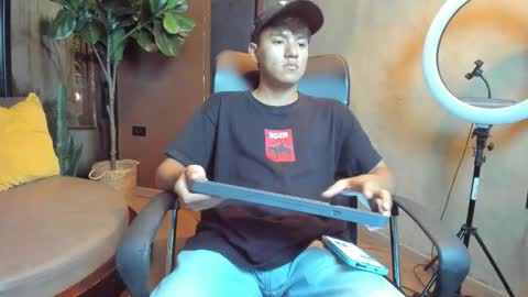 Snapshot of isaac_grimm chatting on 02.05.26 isaac_grimm online show from 02.05.26