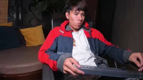 Snapshot of isaac_grimm chatting on 02.19.26 isaac_grimm online show from 02.19.26