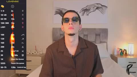 isaacblaze  online show from 07.08.26