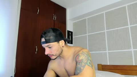 Snapshot of isaacsuarez chatting on 05.14.26 Isaac Surez online show from 05.14.26