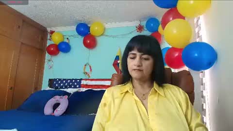 Snapshot of isabeel_sofia01 chatting on 06.18.26 Isabeel Sofia online show from 06.18.26