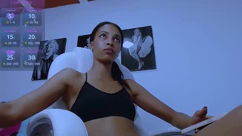 Snapshot of isabel_bailey chatting on 12.10.24 isabel online show from 12.10.24