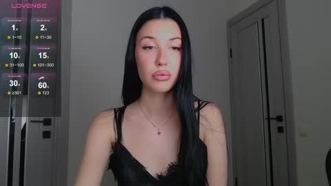 Bella online show from 04.12.26