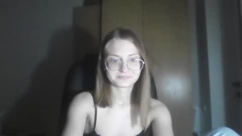 isabel_loveee online show from 03.09.26