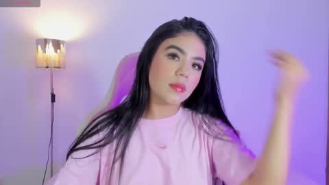 Isabel  online show from 12.23.25