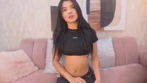 isabela  online show from 02.25.26