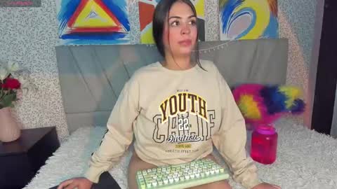 Snapshot of isabela_latingirl chatting on 03.08.25 isabela online show from 03.08.25