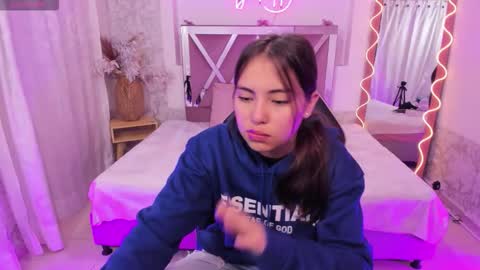 ISABELA  online show from 01.17.26