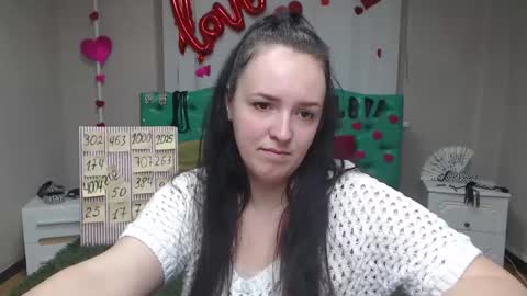 IsabelBlackberry online show from 10.06.25