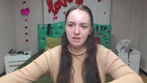 IsabelBlackberry online show from 10.16.25