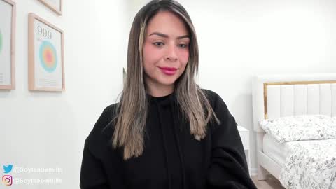 Snapshot of isabelhills chatting on 03.06.25 Isa online show from 03.06.25