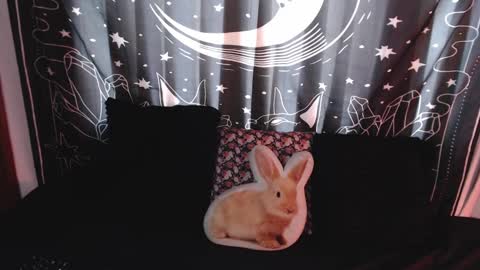    online show from 01.08.25