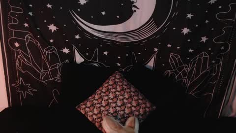    online show from 01.12.25