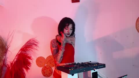    online show from 01.14.25