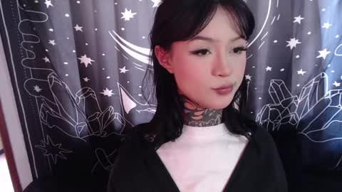    online show from 01.23.25