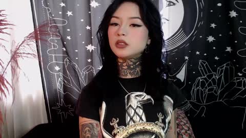    online show from 01.30.25