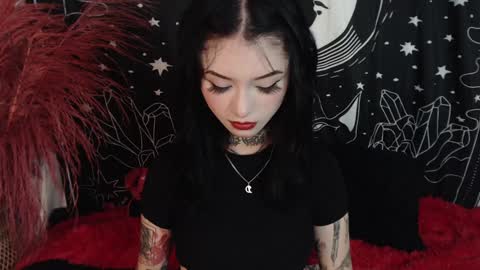   online show from 02.05.25