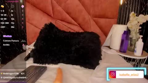 Isabella Arias online show from 02.28.25