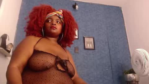 Snapshot of isabella_brown19 chatting on 11.03.25 ISABELLA online show from 11.03.25