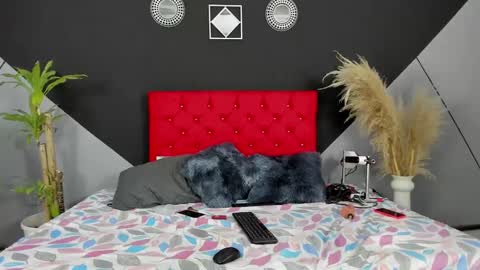 isabella_fire96 online show from 03.12.25