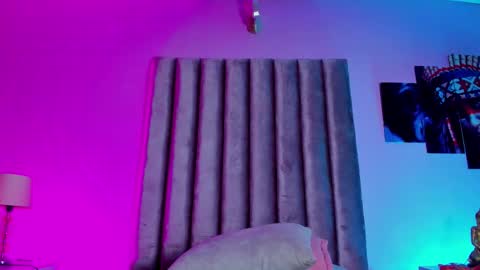 Snapshot of isabella_flowerss chatting on 02.09.26 online show from 02.09.26