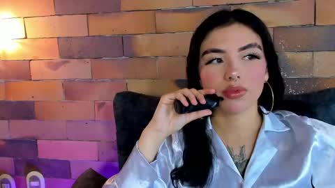 ISABELLA online show from 04.21.26