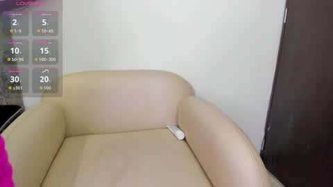 Isabella online show from 09.18.25