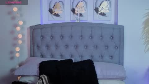   online show from 11.21.25