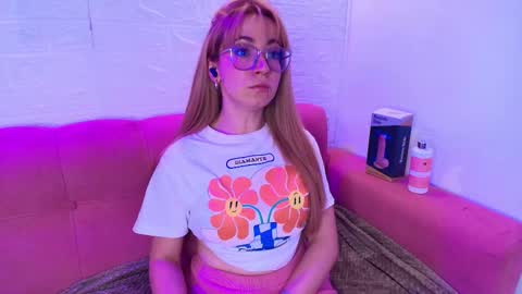 Isabella online show from 12.02.25