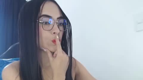 Snapshot of isabella_piercee chatting on 06.22.26 isabella_piercee online show from 06.22.26
