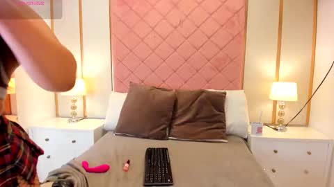 Isabella online show from 03.23.26