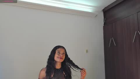 Isabella online show from 11.28.25