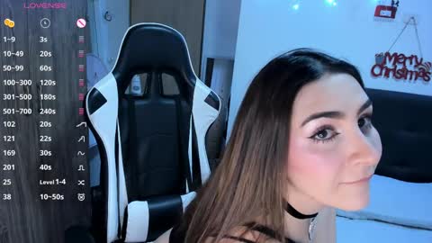 Isabella Sea online show from 12.15.24