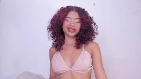 isabella online show from 01.23.25