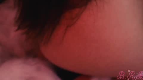 Isabella White online show from 12.20.24