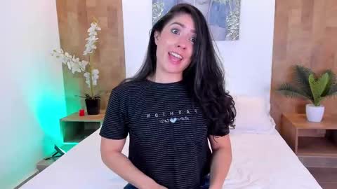 isabella_winkler online show from 12.14.25