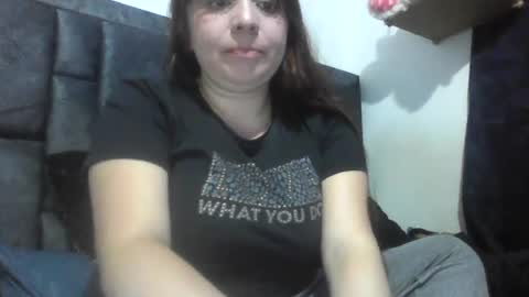 Snapshot of isabellaa_hills_ chatting on 06.13.26 isabellaa_hills_ online show from 06.13.26