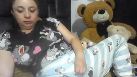 Snapshot of isabellaa_hills_ chatting on 07.05.26 isabellaa_hills_ online show from 07.05.26