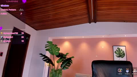 Snapshot of isabellaajoness chatting on 02.05.25 Isabella Everyday From 0530 to 1430 Col Time online show from 02.05.25