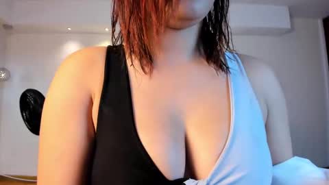 Snapshot of isabellaajoness chatting on 02.14.25 Isabella Everyday From 0530 to 1430 Col Time online show from 02.14.25