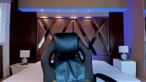 Snapshot of isabellaajoness chatting on 02.17.25 Isabella Everyday From 0530 to 1430 Col Time online show from 02.17.25