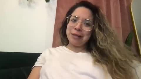 isabellaelizabeth online show from 01.17.26