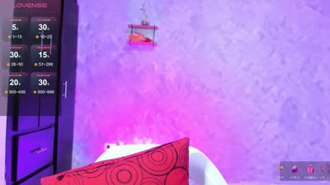 Instagram soybella01  online show from 11.14.25