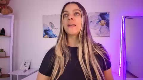 Isabella  online show from 07.04.26